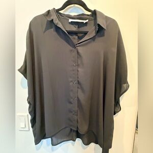 Contemporarie Elegant Black Women's Top